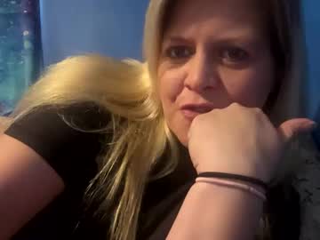 Bootiefulbre4565 April 28, 2025 Chaturbate stream image
