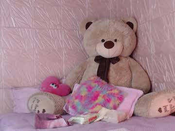 Little_Angelito2 April 28, 2025 Chaturbate stream image