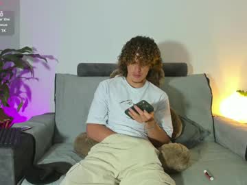 All3x4ndro April 29, 2025 Chaturbate stream image