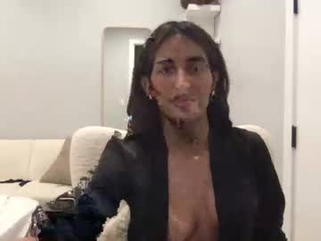 Arialatinna_ April 29, 2025 Chaturbate stream image