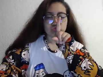 Isabella_Blummm April 29, 2025 Chaturbate stream image