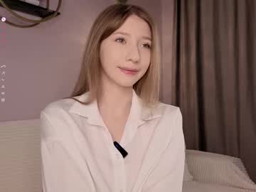 Sunnmoonn April 29, 2025 Chaturbate stream image