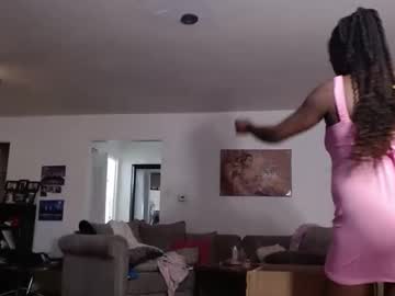 Carliecreams April 30, 2025 Chaturbate stream image