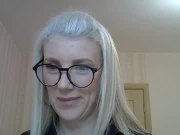 Carry_341 April 30, 2025 Chaturbate stream image
