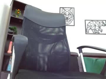 Edward_Brown18 April 30, 2025 Chaturbate stream image