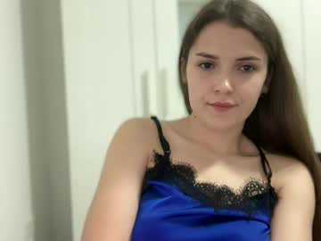 Lovelymia_0 April 30, 2025 Chaturbate stream image