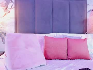 Zoecamils April 30, 2025 Chaturbate stream image