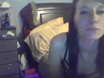 Riah3094 May 01, 2025 Chaturbate stream image