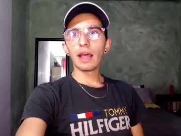 Ian_Your_Boy2 May 01, 2025 Chaturbate stream image