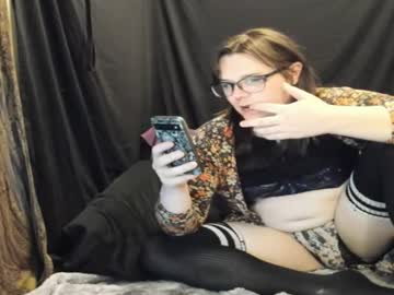 Marcysmonster May 01, 2025 Chaturbate stream image