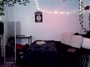 Cherrieamaretto May 01, 2025 Chaturbate stream image