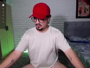 Daviidevans May 01, 2025 Chaturbate stream image