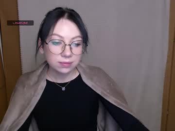 Adelladanger_ May 01, 2025 Chaturbate stream image