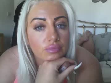 Louisetxoxo May 01, 2025 Chaturbate stream image