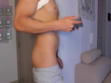 Aaronmagnum May 01, 2025 Chaturbate stream image