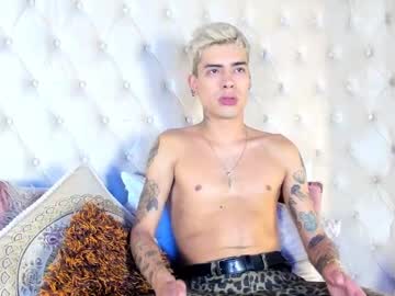 Andrewqc111 May 01, 2025 Chaturbate stream image