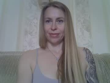 Stardustrose May 01, 2025 Chaturbate stream image