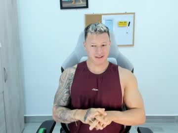 Lucky_Clark May 01, 2025 Chaturbate stream image