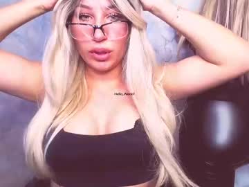 White_Chicks_2 May 01, 2025 Chaturbate stream image