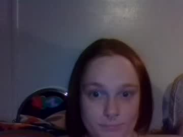 Redheadslutwife8803 May 01, 2025 Chaturbate stream image