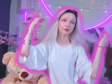 Scarlettwell May 01, 2025 Chaturbate stream image