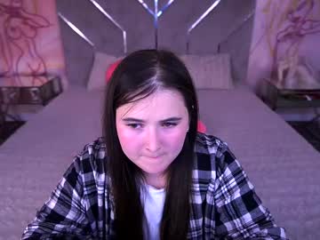 Bambiliii May 01, 2025 Chaturbate stream image