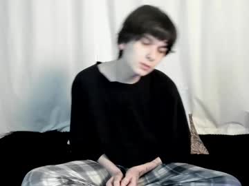 Lazydarkknight stream photo from May 02, 2025