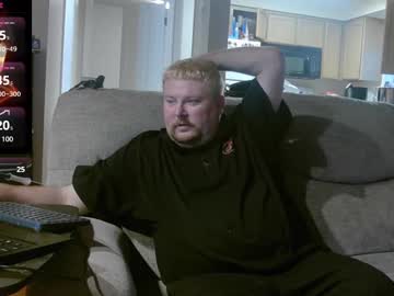 Milkman71686 May 02, 2025 Chaturbate stream image
