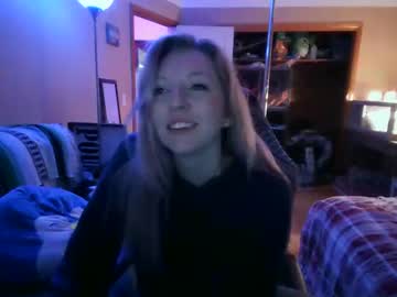Nikki_241 May 02, 2025 Chaturbate stream image