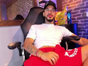 Vinzenzrizzo May 02, 2025 Chaturbate stream image