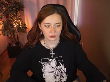 Carolina_Winter May 02, 2025 Chaturbate stream image