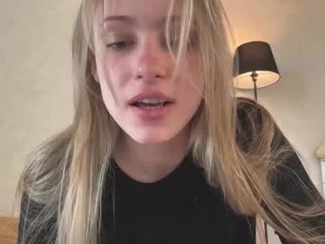 Fflloowweerr May 02, 2025 Chaturbate stream image