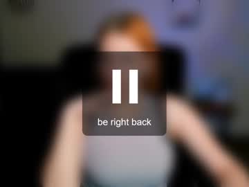 Helly_Well May 02, 2025 Chaturbate stream image