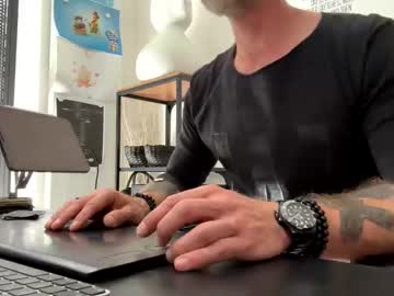Imposibleeuro May 02, 2025 Chaturbate stream image