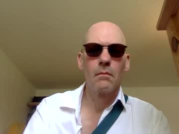 Merlininberlin May 02, 2025 Chaturbate stream image