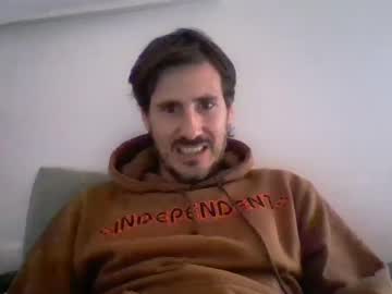 Iyoperro May 02, 2025 Chaturbate stream image