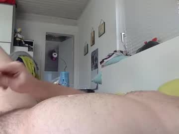 Gummicasual May 02, 2025 Chaturbate stream image