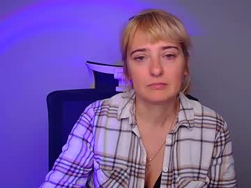 Nora_Flore May 02, 2025 Chaturbate stream image