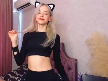 Ellie_Elfie May 02, 2025 Chaturbate stream image