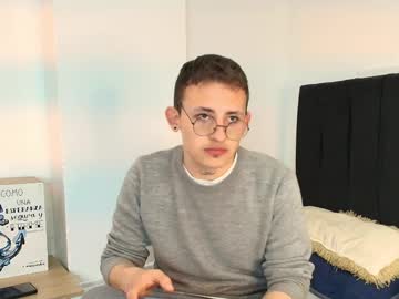 Kyler_Whitee May 02, 2025 Chaturbate stream image