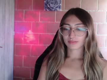 Andrea_Camila May 02, 2025 Chaturbate stream image