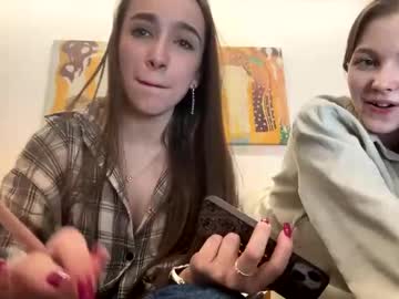 Berry_Miracle May 02, 2025 Chaturbate stream image
