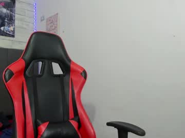 Niky_Lulo May 02, 2025 Chaturbate stream image
