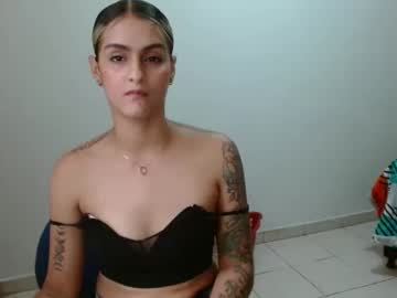 Viioletahot May 02, 2025 Chaturbate stream image