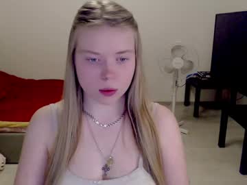 Kitten_Jenny01 May 02, 2025 Chaturbate stream image