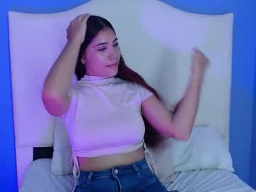 Bella_Cherry1 May 03, 2025 Chaturbate stream image