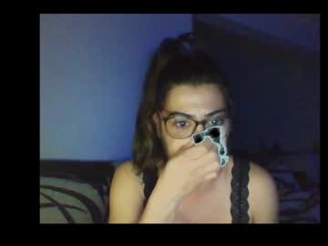 Topilloysunutria May 03, 2025 Chaturbate stream image