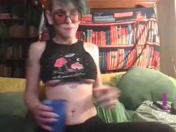 Missvadanoir May 03, 2025 Chaturbate stream image