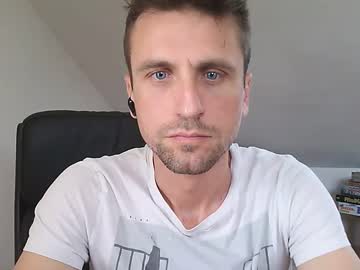 Italiano116116 May 03, 2025 Chaturbate stream image