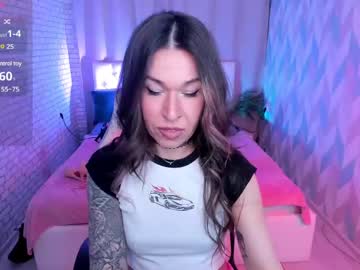 Reginahawk May 03, 2025 Chaturbate stream image